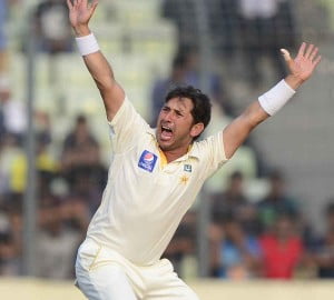 Yasir Shah faces race against time on knee injury