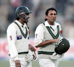 Pakistan’s openers get debunk in England