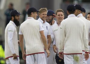 England level series with thumping victory