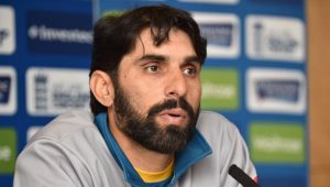 Misbah hopes Pakistan can stage a comeback