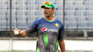 Pakistan appoints Azhar Mahmood bowling coach for two years