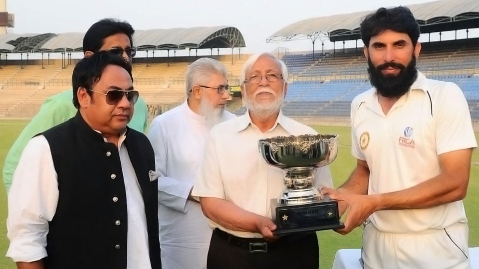 QUAID-E-AZAM TROPHY GRADE II FINAL – DAY THREE OF FOUR April 4, 2017