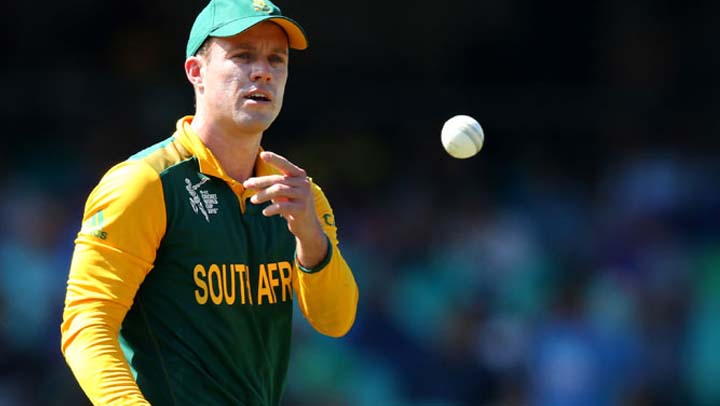 De Villiers quits as South Africa ODI skipper