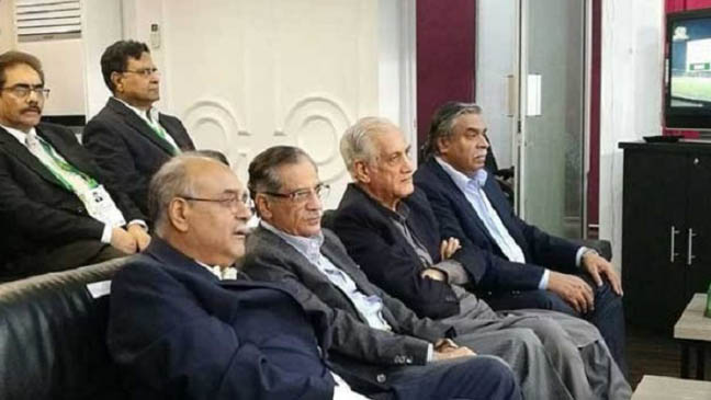 Chief Justice visits Gaddafi Stadium for PSL eliminators