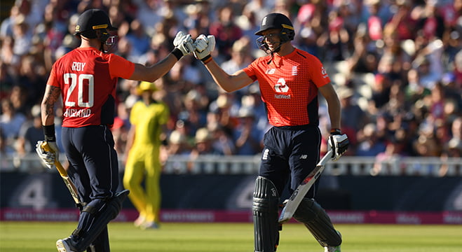 Blistering Buttler sets up England T20 win over Australia