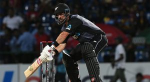 De Grandhomme, Bruce help New Zealand clinch T20 series