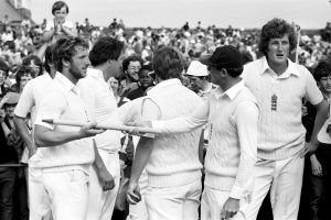 Botham hails ‘amazing big brother’ Willis