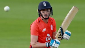 England start Twenty20 series with 29-run win